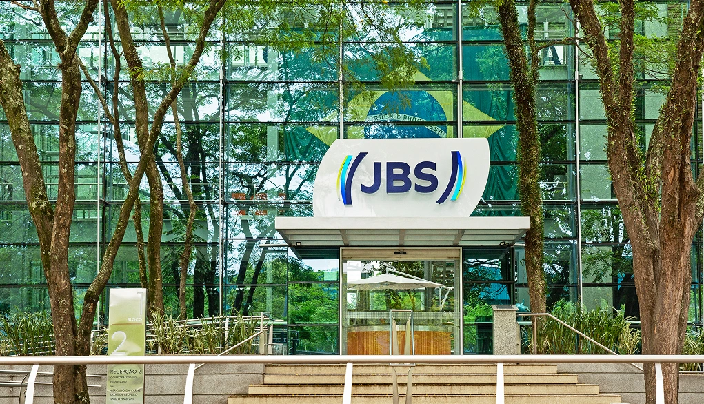 JBS is voted the best food and beverage company for the 4th consecutive year.